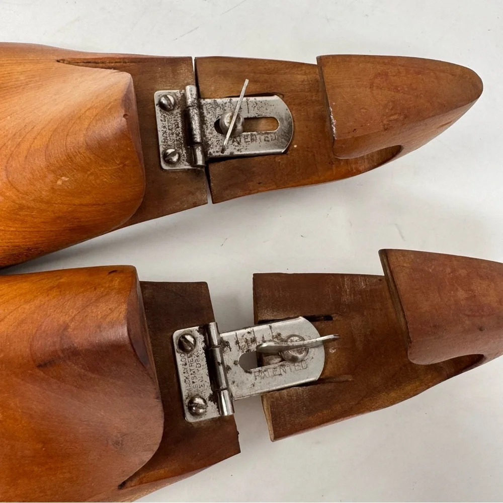 Vintage GUCCI Wooden‎ Shoe stretchers size 06 RARE